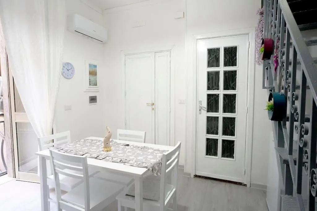 Casa Sottile Apartment Naples 0*,  Italy